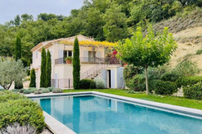 La Belle échappée holiday rental with pool in Menerbes